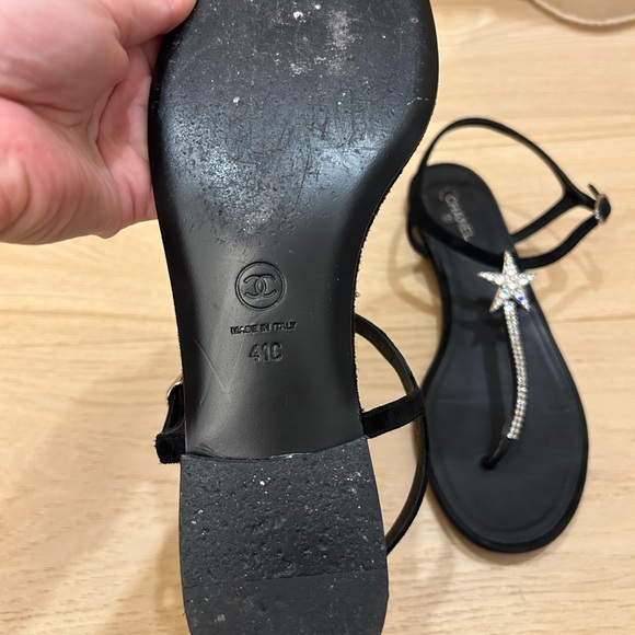 Chanel - Picture 4 of 4